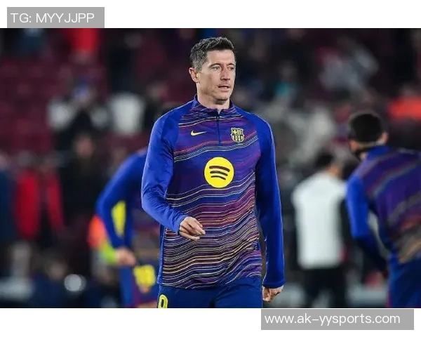 莱万在欧冠赛场表现惊艳10场比赛打入12球领跑射手榜