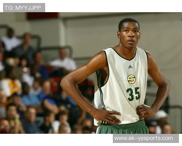 赵泰隆的篮球之路:从青涩少年到职业球员的奋斗历程与成就分析